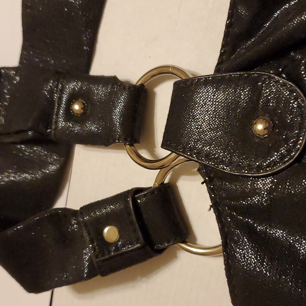 Joan Boyce designed hobo purse, Black shiny fabric,lined,lots of pockets inside - Picture 4 of 8
